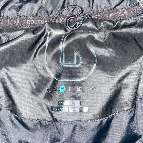 Burton winter jacket. GET IT NOW ❤️🔥 - Picture 3 of 5